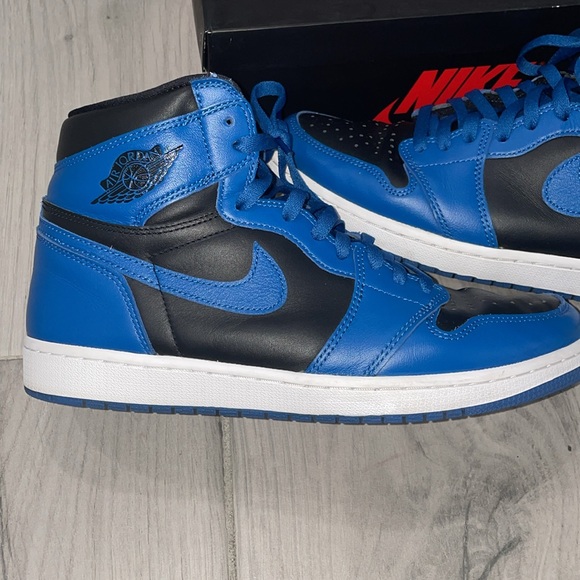 Air Jordan, one retro high OG dark marina - Picture 8 of 11